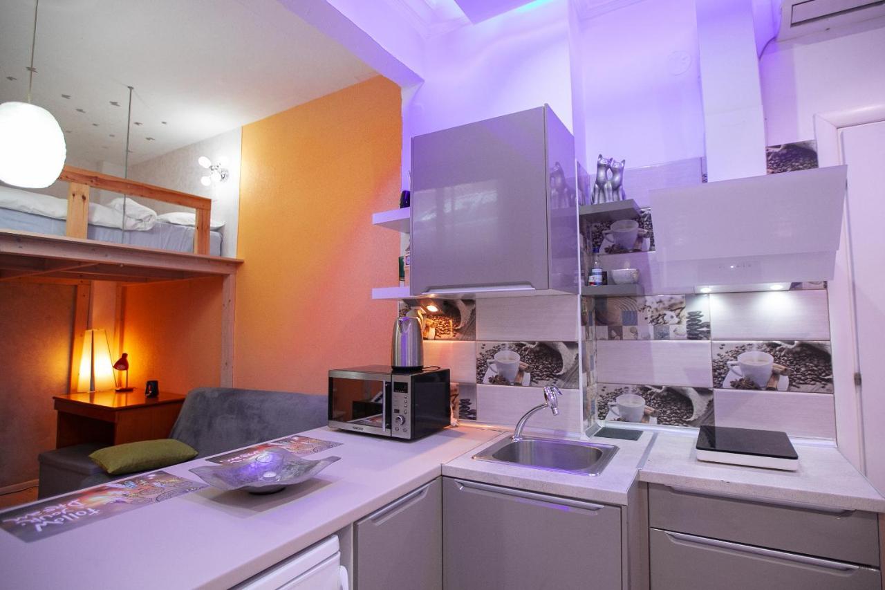 Orange And Blue Studio Downtown 5 Min From White Tower Appartement Thessaloniki Buitenkant foto