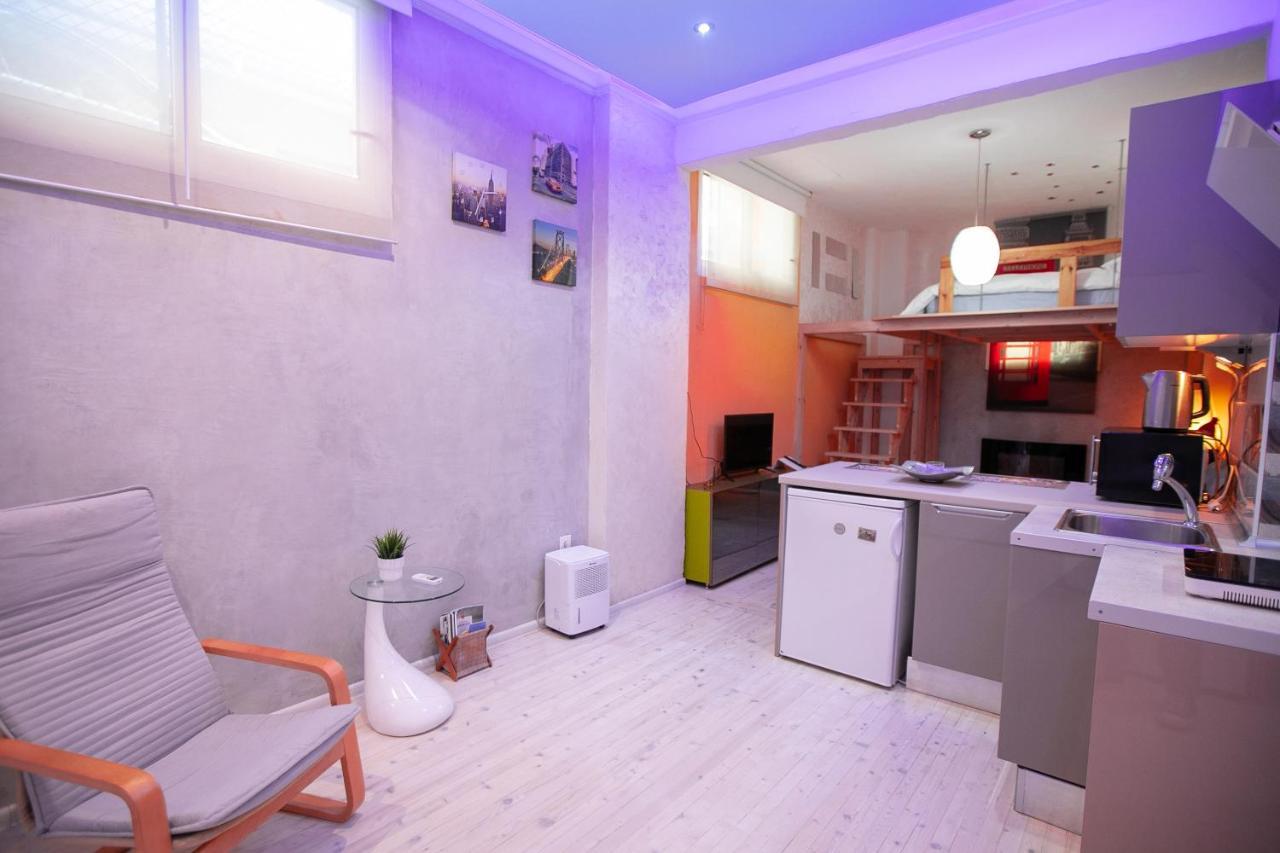 Orange And Blue Studio Downtown 5 Min From White Tower Appartement Thessaloniki Buitenkant foto