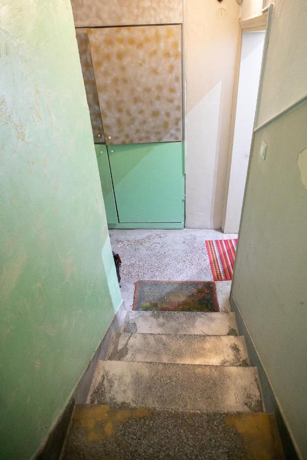Orange And Blue Studio Downtown 5 Min From White Tower Appartement Thessaloniki Buitenkant foto