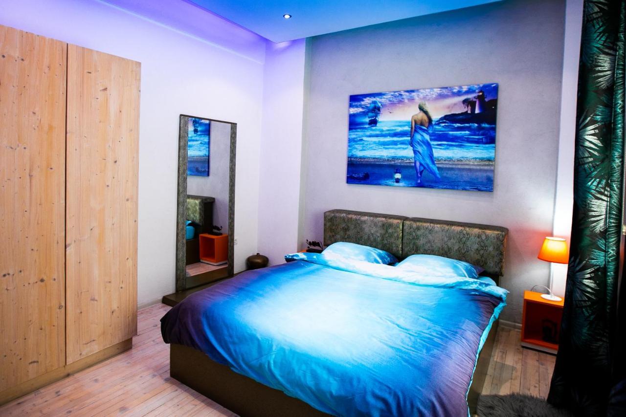 Orange And Blue Studio Downtown 5 Min From White Tower Appartement Thessaloniki Buitenkant foto