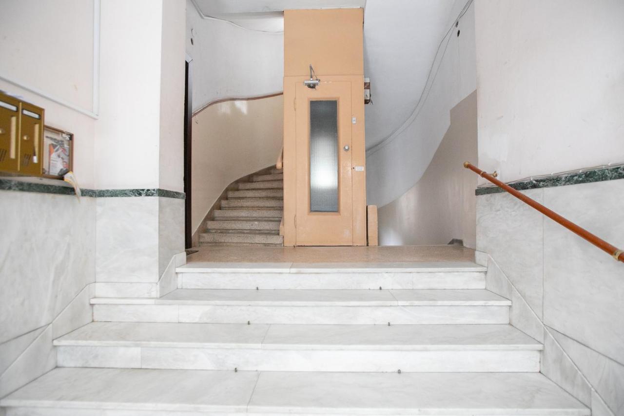 Orange And Blue Studio Downtown 5 Min From White Tower Appartement Thessaloniki Buitenkant foto