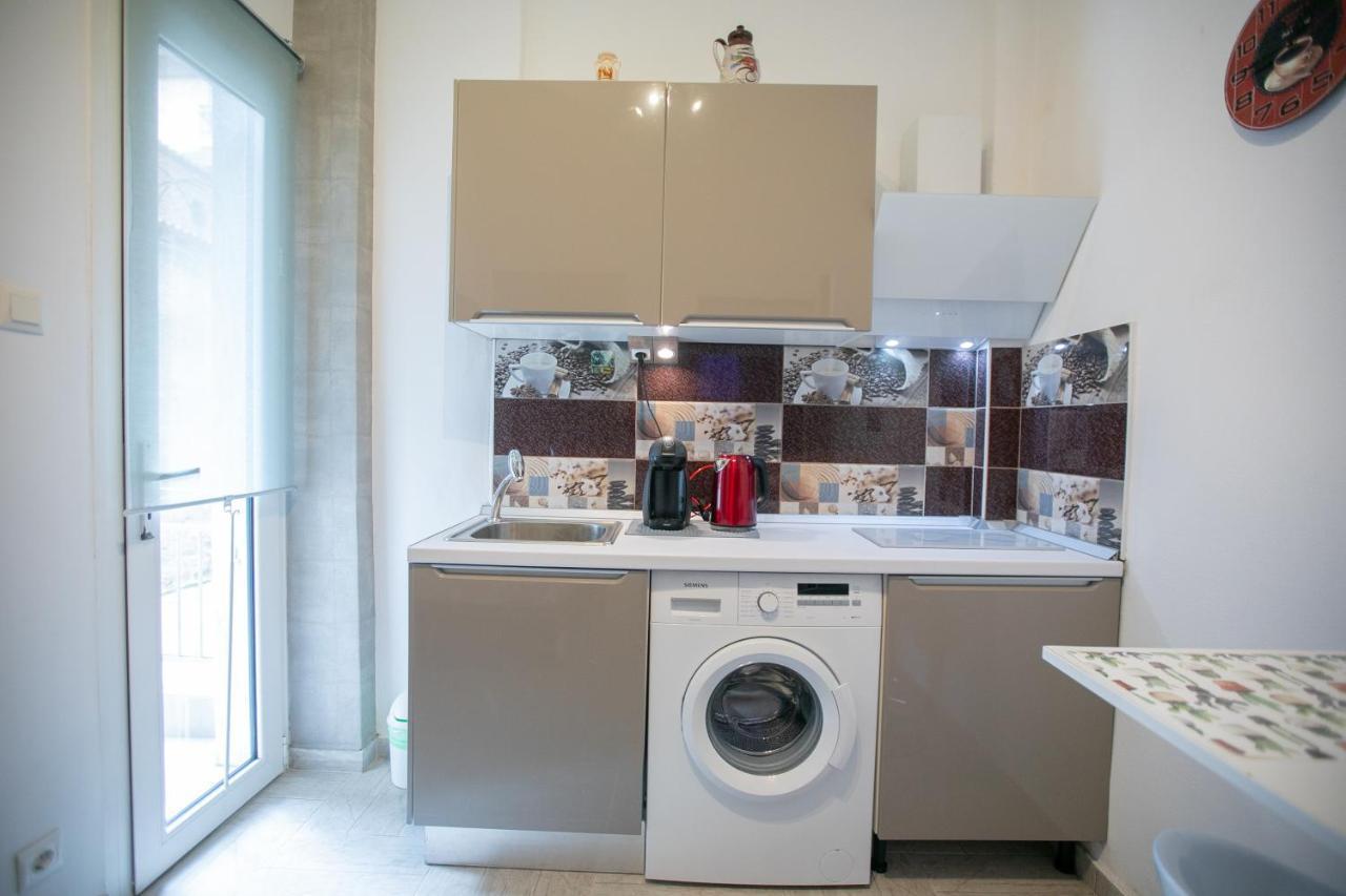 Orange And Blue Studio Downtown 5 Min From White Tower Appartement Thessaloniki Buitenkant foto